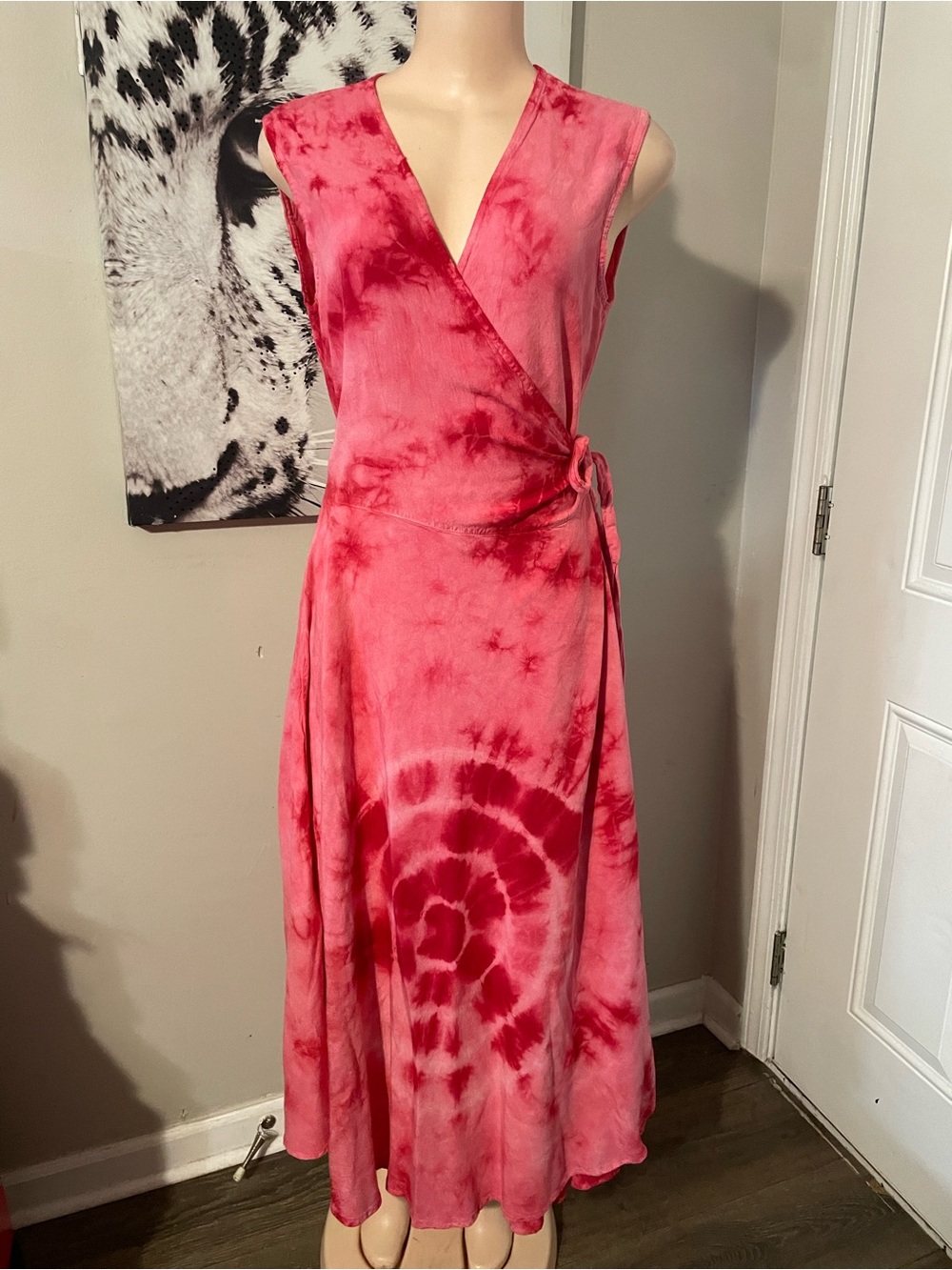 Boho vacation beach vibes Rainbow Pink Red Tie-Dye Wrap Dress one size quality